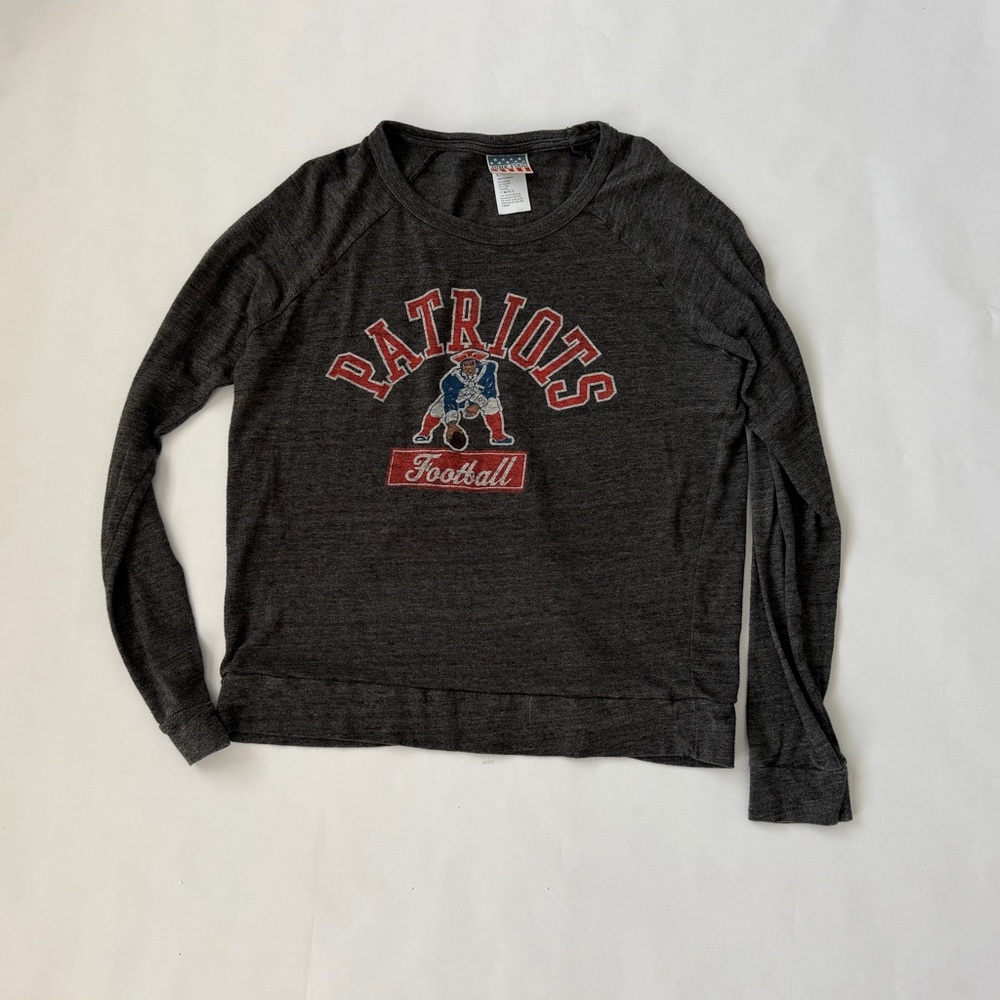 Women’s Junk Food Clothing Gray Patriots Long Sleeve Tee